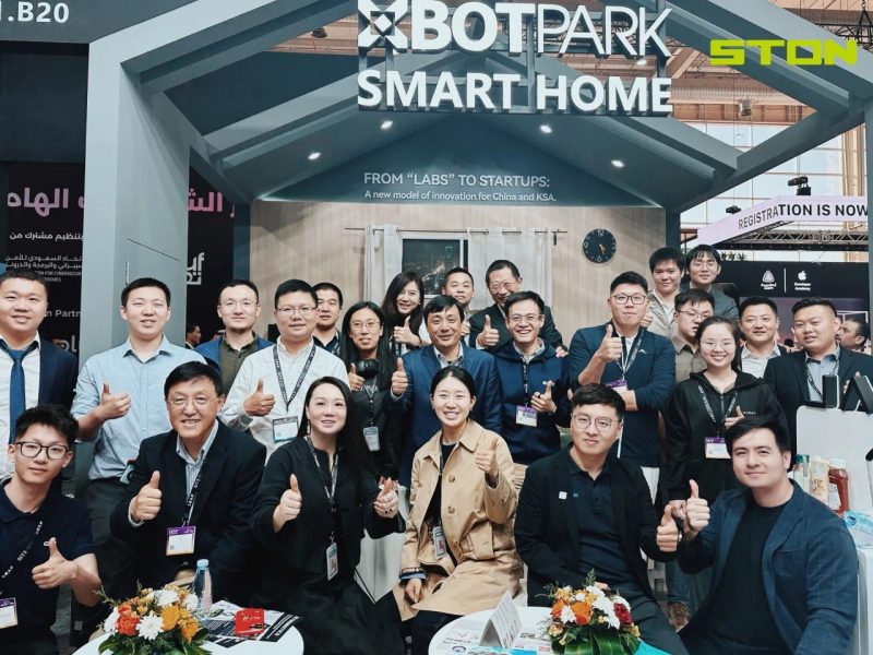 展會進行時｜金石T800-mini亮相LEAP2024沙特展，展位現場火爆，來一睹爲快！